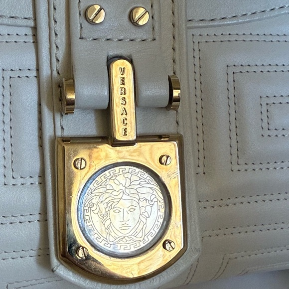 Versace White Quilted Leather Shoulder Bag ✨ - Picture 5 of 17